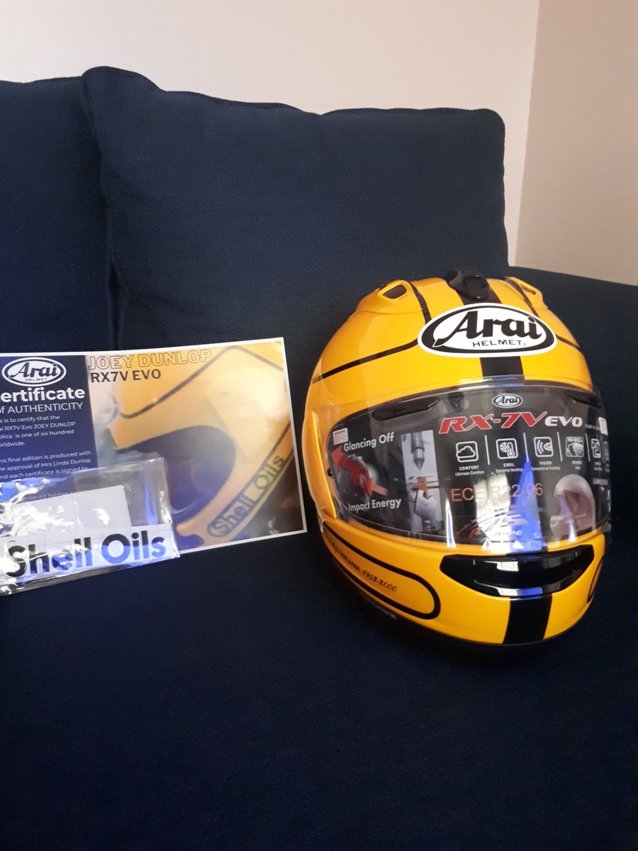 Well well well, would ya look at what arrived today - JD 25 😊