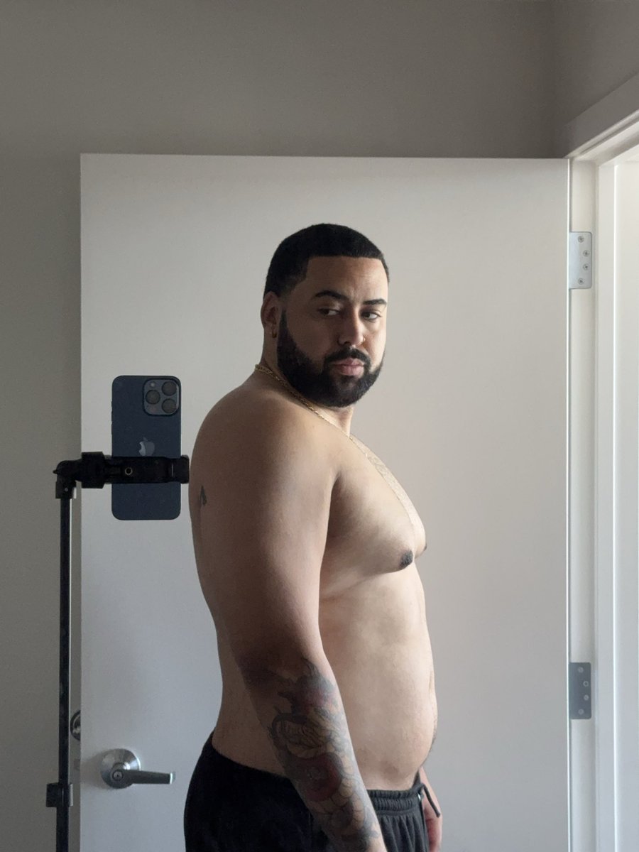 draynilla's tweet image. I may not have the physique I want just yet but I sure as hell ain’t as big as I used to be 🙏🏽
302 —> 270
#fitnessjourney #gym