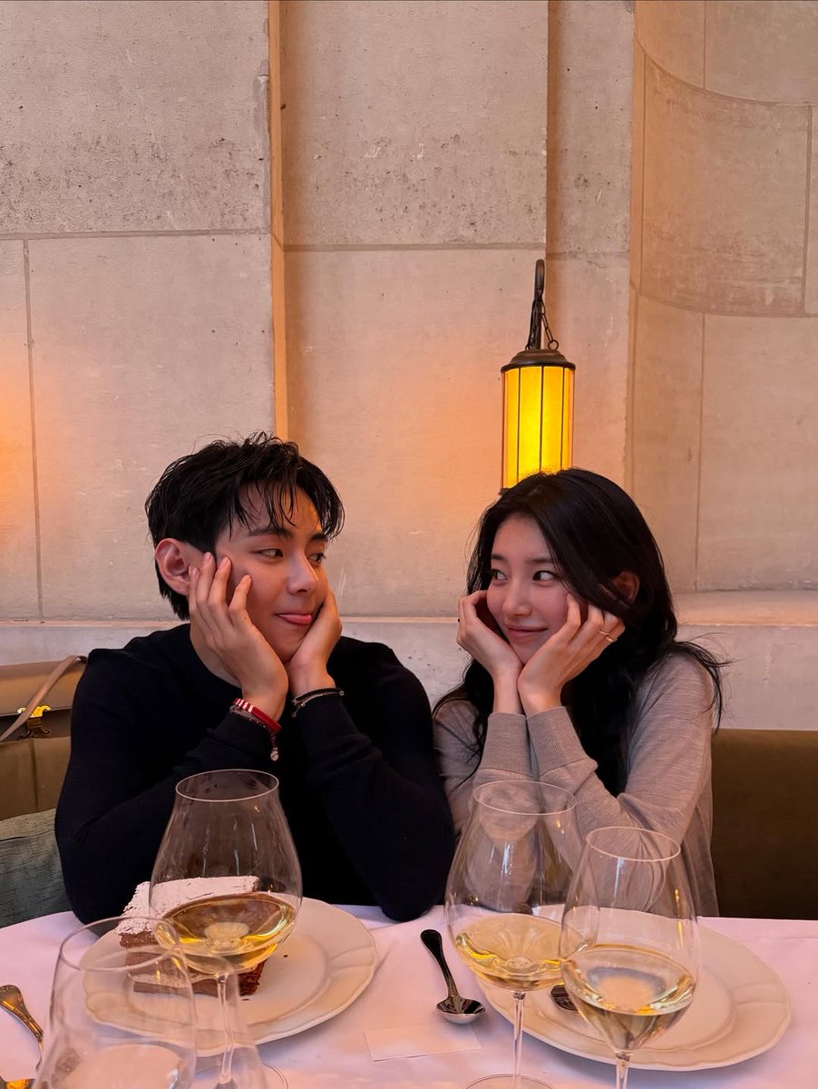 vantave's tweet image. the cutest photo sequence.