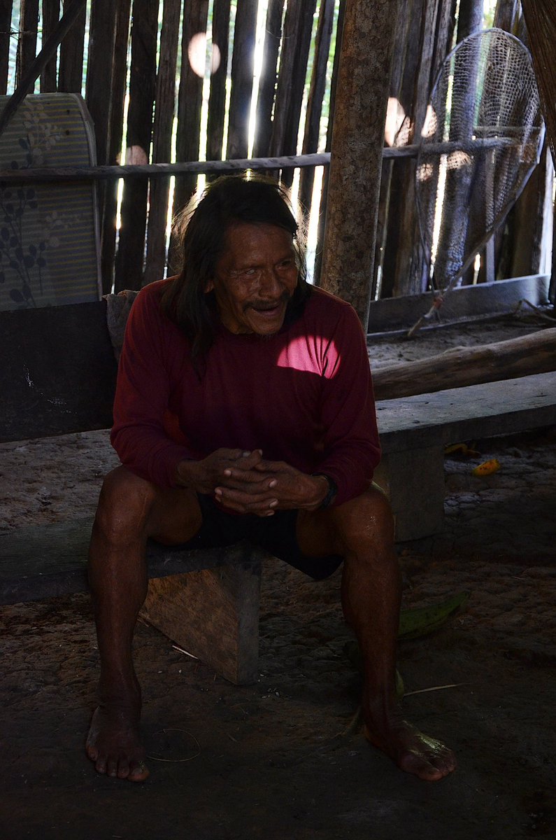OriginalEcuador's tweet photo. Deep in the Ecuadorian Amazon, @waokamp offers a unique opportunity to connect directly with the Waorani community 🏹✨

One of the highlights is a visit to the home of Gabba, the last Waorani warrior, located in the heart of the Yasuní 🌳. 

#Waorani #Yasuni #EcuadorianAmazon https://t.co/A79m2hBosg