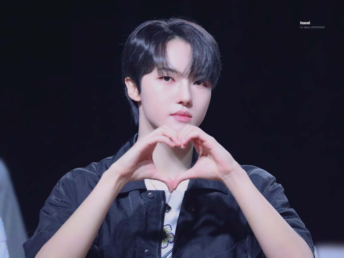250706

𝙻𝙾𝚅𝙴 ❣

#xikers #싸이커스  #정훈 #JUNGHOON