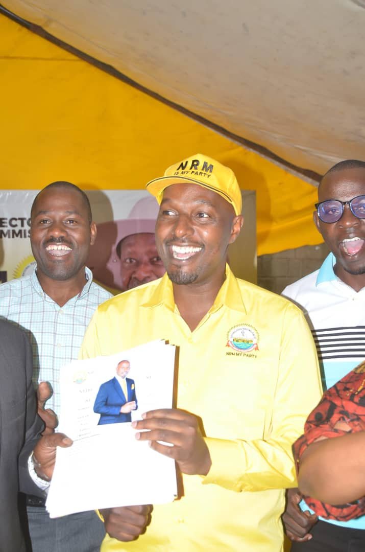 Analyst_emma's tweet image. NRM Chairperson, Hoima City (unopposed). Now vying for NRM Vice National Chairperson, western region. The jobs this man has created for Ugandans $ the number of projects he has successfully completed in this country, he deserves to be in CEC.
All the best, comrade @EngJonard!🙏