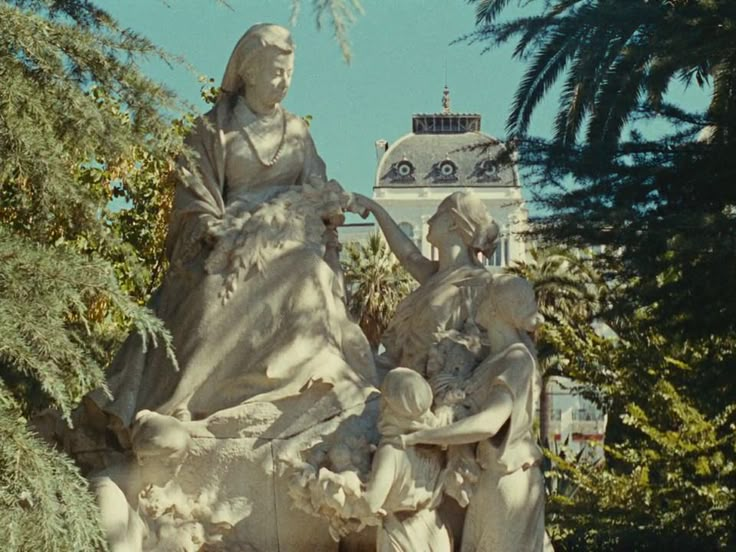 vardaarchive's tweet photo. du côté de la côte (1958) https://t.co/GP5OwGMntE