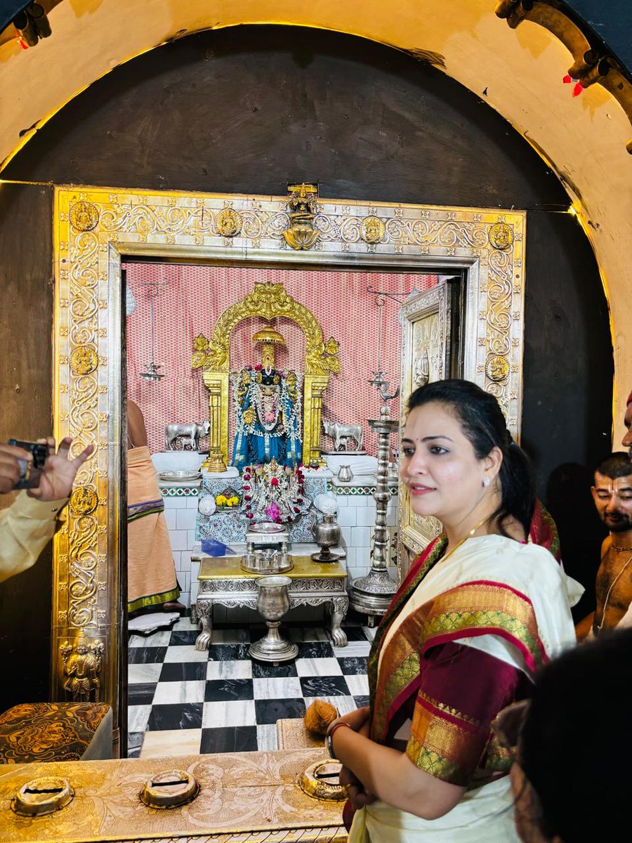 AyushiiDeshmukh tweet picture