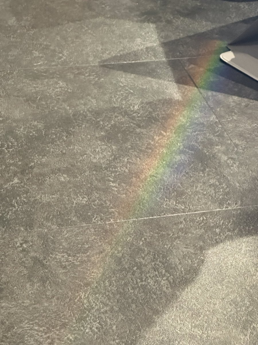 thaichayanon's tweet image. Rainbow  broo