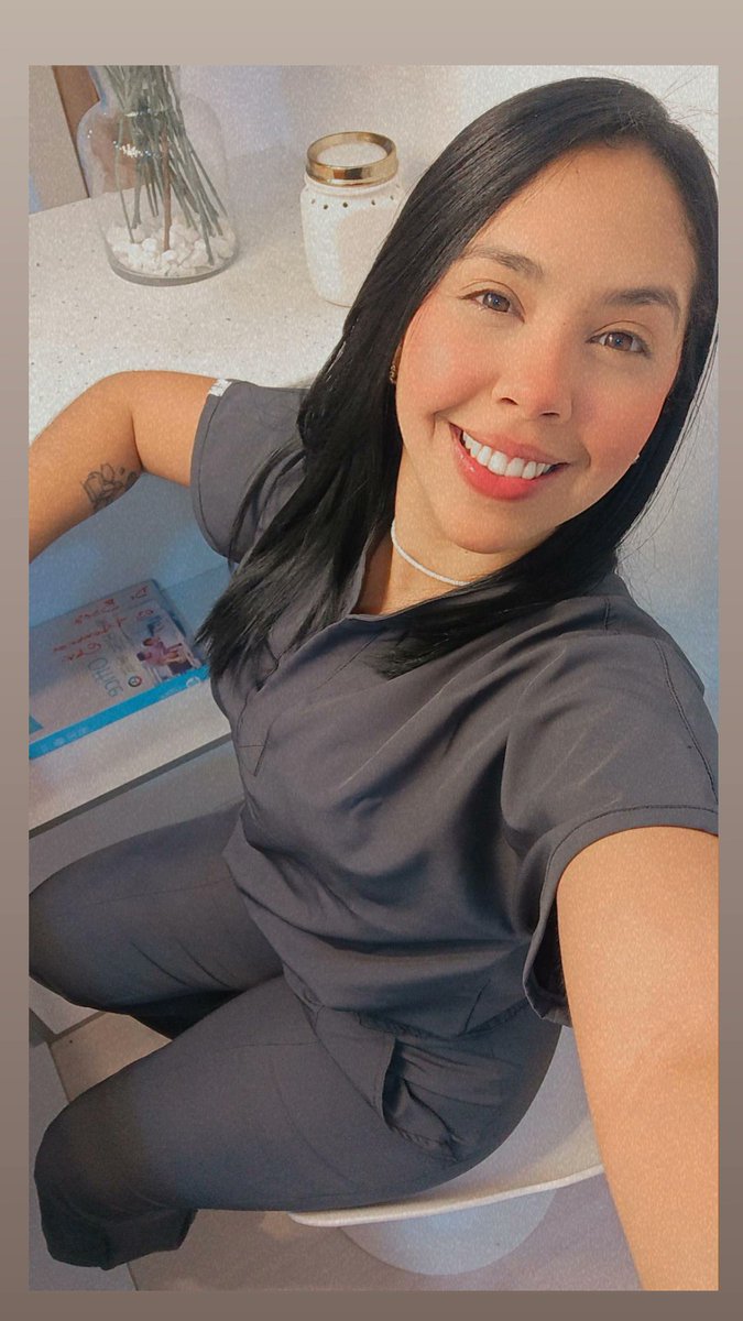 Laura36281241's tweet photo. Feliz inicio de semana ✨ https://t.co/2SeRDEdfMC