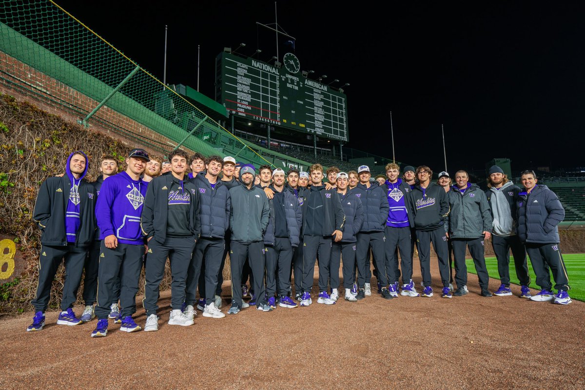 Just a few highlights from the team travels…

✅ Tour Yankee Stadium 

✅ Tour Wrigley Field

#diamonddaWgs