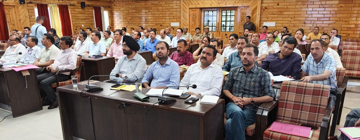 कुलदीप सिंह पठानिया की अध्यक्षता में मानसून-2025 की पूर्व तैयारियों को लेकर बैठक आयोजित
विधानसभा अध्यक्ष ने  आपदा प्रबंधन   के लिए सतर्कता और समन्वय के दिए  निर्देश
संवेदनशील क्षेत्रों  में विशेष व्यवस्था बनाई जाए सुनिश्चित ।