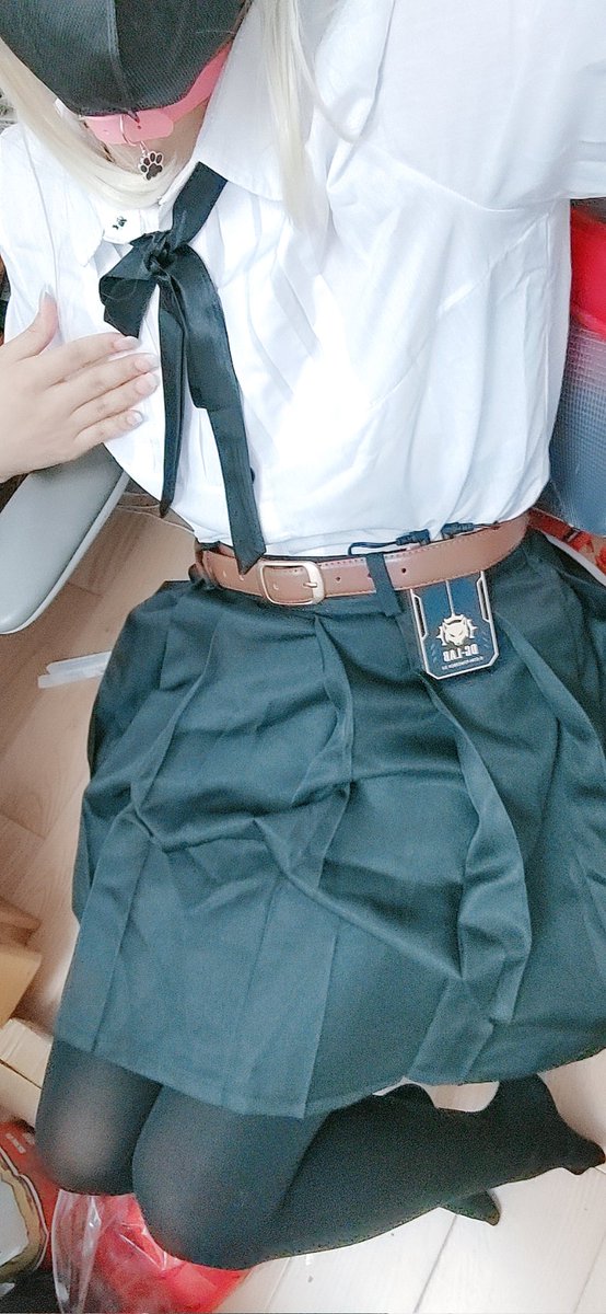 主人对不起，其实你上次让我咽下去，我没听话，你走后我偷偷吐出来了，我把它放在冰箱里冻住，每次想你了就拿出来舔一口，现在都快吃完了你怎么还没回来啊，主人，想你了
#男娘 #可爱的男孩子