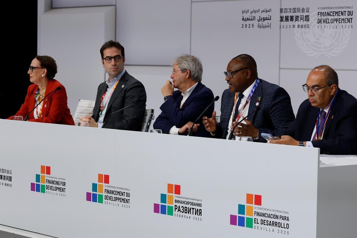 Journal_UN_ONU's tweet image. ☀️ Day 3 at #FFD4Sevilla and the momentum keeps building! From inspiring panels to powerful collaborations, it’s clear that innovative financing is key to unlocking sustainable development. Let’s keep the conversations going and the partnerships growing! 🌍🤝 #GlobalGoals…