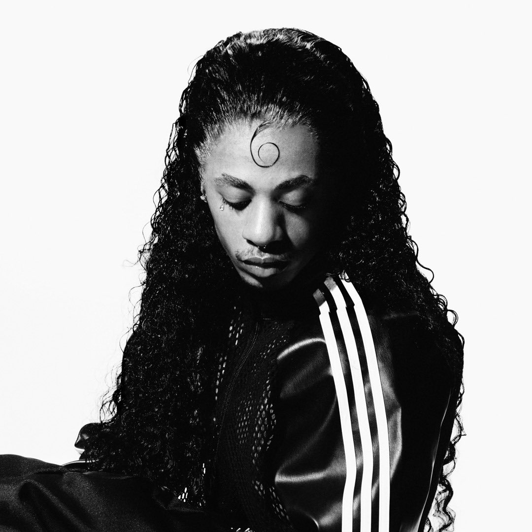 adidasoriginals's tweet image. History with every step. ➡️ #adidasSuperstar
Explore more: adidas.com/go/campaign/or…