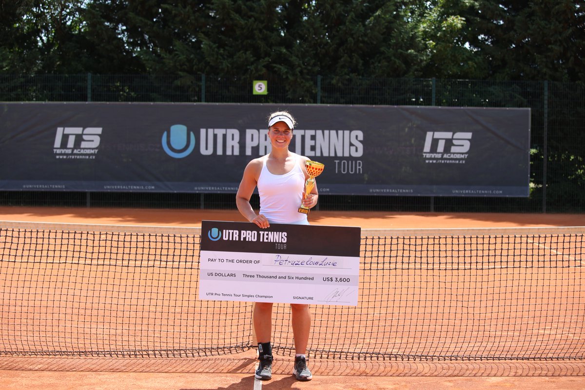 Czech Champion 🏆

Congratulations to Ole Miss alumna Lucie Petruzelova on claiming the UTR PTT title in Olomouc, Czech Republic!