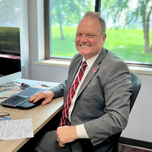 Dr. Ritchie Taylor named Interim Associate Dean of WKU’s College of Health and Human Services (CHHS). His responsibilities include continuing leadership of CHHS research activities and assuming oversight of all activities related to faculty development.
ow.ly/k3Vj50WlN9S