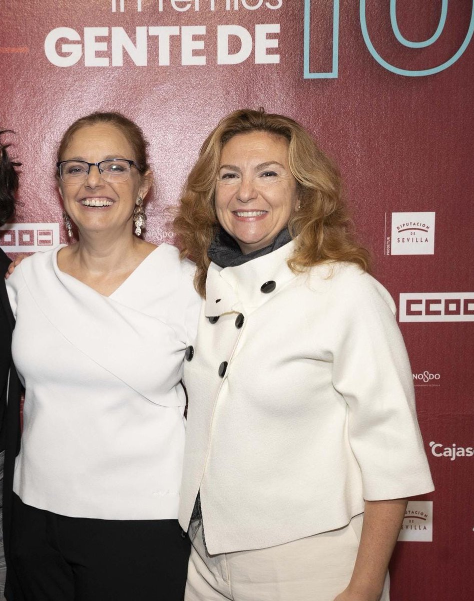 Hoy hemos perdido a una persona maravillosa. Lucrecia Hevia, Directora del <a href="/eldiarioAnd/">elDiarioAnd</a>
Mirad esa sonrisa....Lo dice todo. 
Pero nos quedamos con el impacto que deja porque era un persona y una profesional que con su integridad, determinación y pasión, a todos nos ha dejado algo.