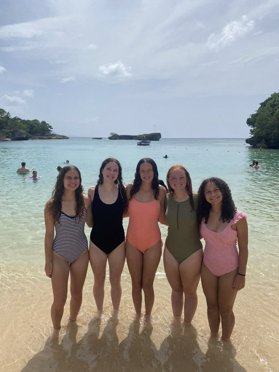 Peyton Schwieter ‘27 (@p_schwieter) on Twitter photo Last week, I got the privilege to serve the community of Río San Juan alongside my youth group. It was a life changing experience and I can’t wait to go back! I’m also very proud of <a href="/BulletsAlbright/">EC Bullets - Albright</a> for what they did in the Owl City Showcase! Last week, I got the privilege to serve the community of Río San Juan alongside my youth group. It was a life changing experience and I can’t wait to go back! I’m also very proud of <a href="/BulletsAlbright/">EC Bullets - Albright</a> for what they did in the Owl City Showcase!