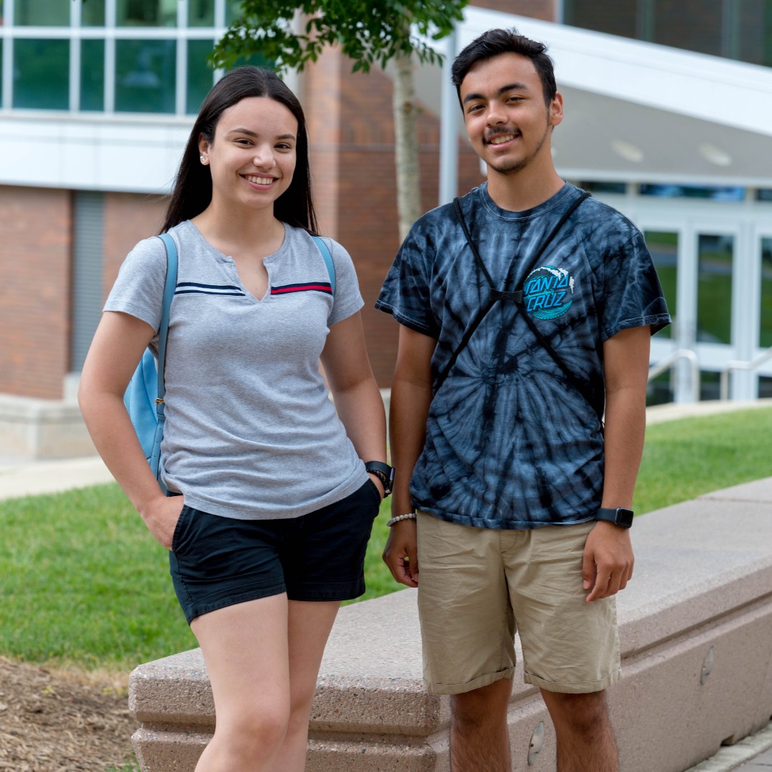 montgomerycoll's tweet image. Join us at one of our Open Houses to explore how #MontgomeryCollege can kickstart your journey into the future YOU want! Sign up at go2mc.me/mc-openhouse! 
Rockville: July 17, noon- 3 p.m.
Takoma Park/Silver Spring: Aug. 5, 10 a.m.-1 p.m.
Online: Aug. 13, 4-6 p.m.