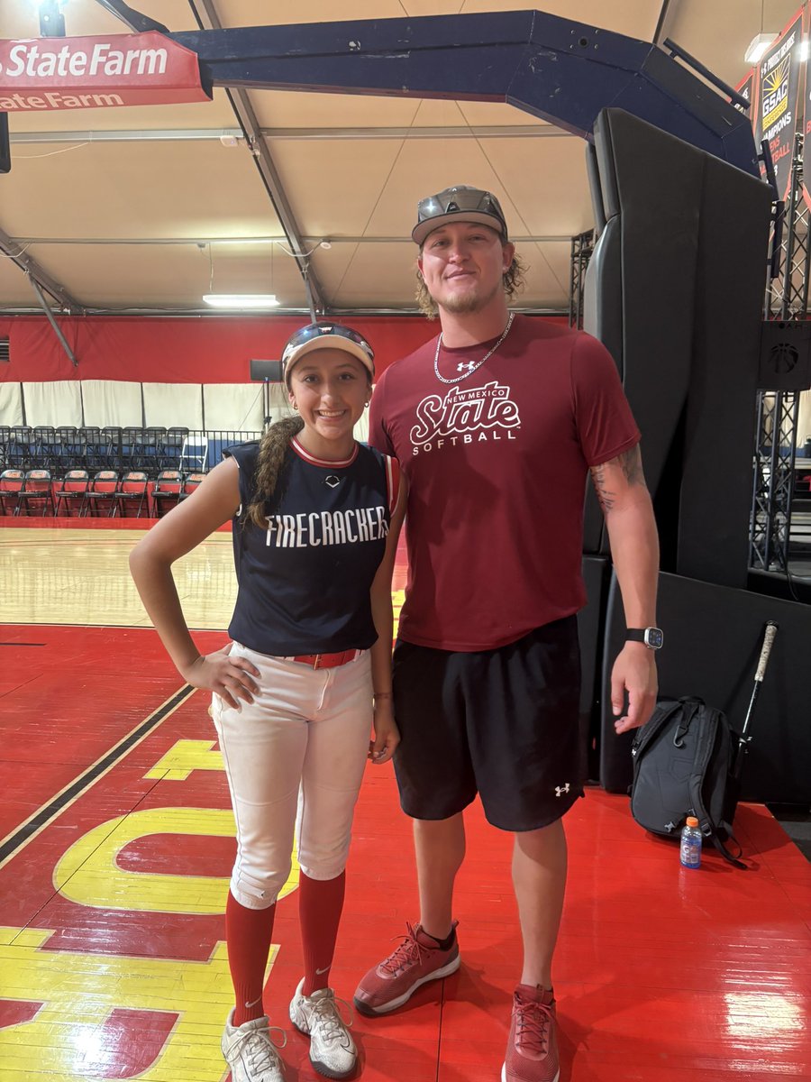 alinab_5's tweet photo. Had so much fun and learned a lot at the Junior Day Prospect Camp in Glendale Arizona!! #softball #camp https://t.co/QMvCGJ9t6Q