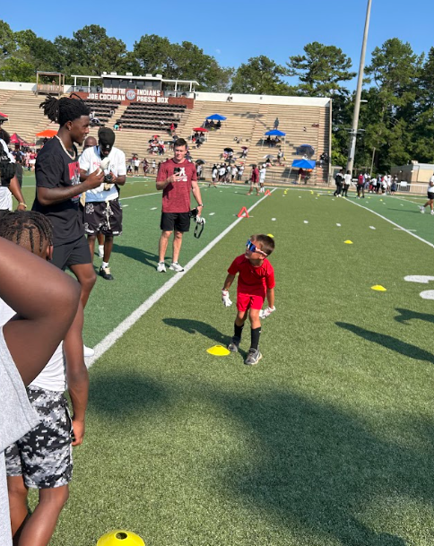 JEFCOED's tweet image. Check it out! This weekend, Pinson Valley High School graduate and New Orleans Saints cornerback, Kool-Aid McKinstry, returned to PVHS to host a free youth football camp! Athletes spent Saturday on the turf, learning firsthand from one of JEFCOED's own!