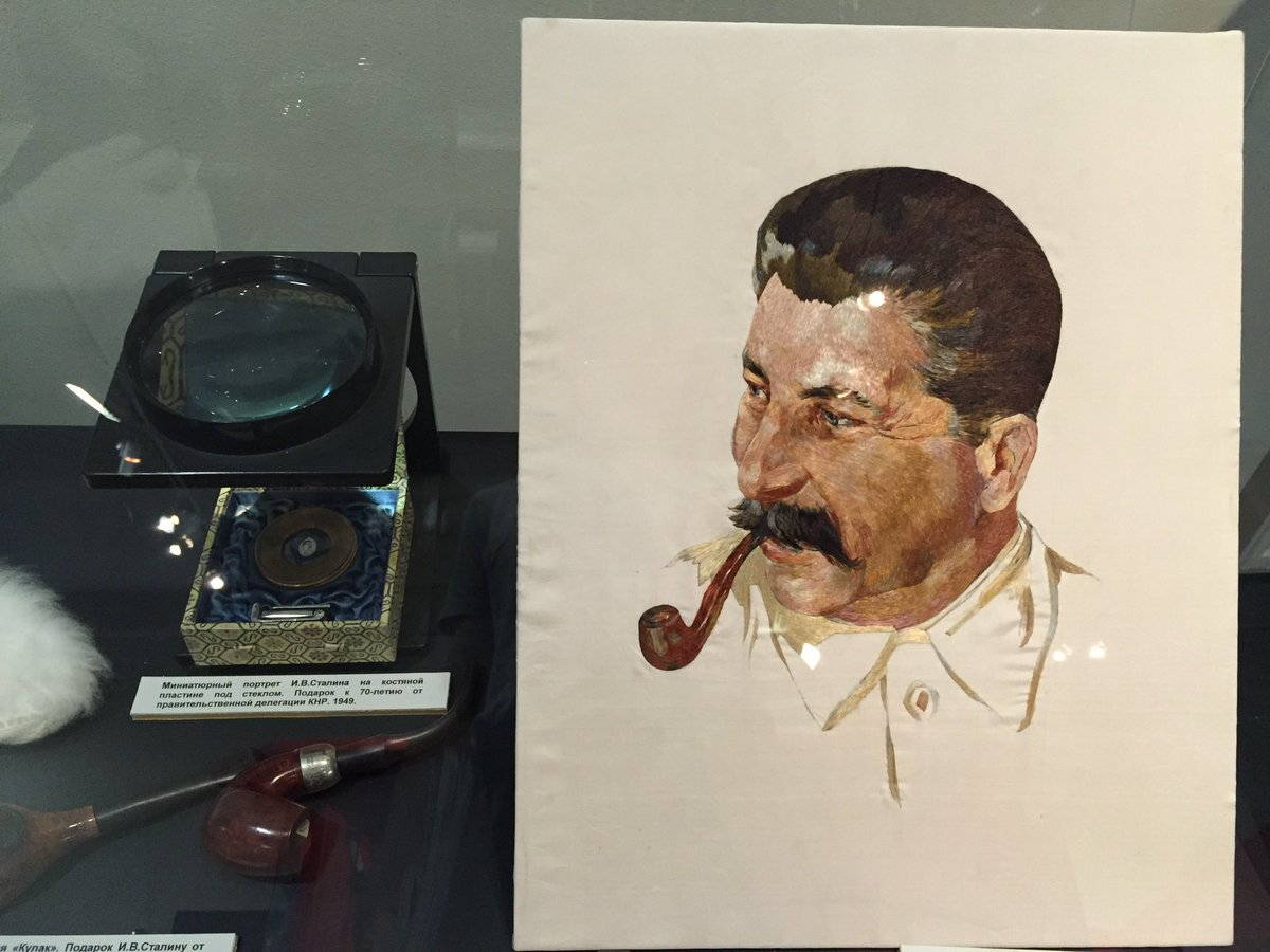 „Stalingrad“

One could see the rehabilitation in Moscow museums already in 2015. All alarms should have rang then … 

My personal foto collection …