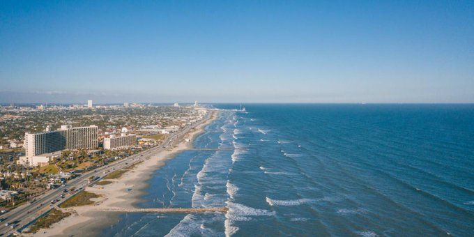 SaltyDGalveston's tweet image. Awesome blue water in Galveston!