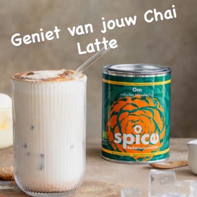 Als je bij Chai Latte alleen aan koude herfstdagen denkt, dan moet je zeker deze ijskoude chai latte proberen – het perfecte drankje voor warme zomerdagen. Hij is supersnel klaar dankzij de Chai Spice

Voor het recept kijk dan even op onze website bommelenbommel.nl