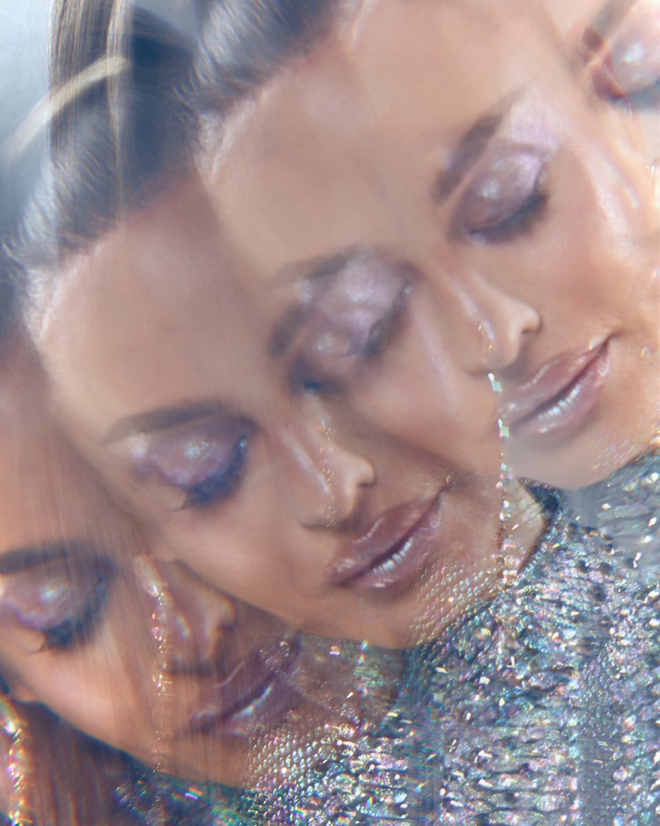 rembeauty's tweet image. “as a performer and drag artist, makeup has always been an important part of my self-expression. this collaboration with r.e.m. beauty is so important to me because it reflects my own journey of celebrating authenticity, beauty, and expressing myself freely. this has been such a…