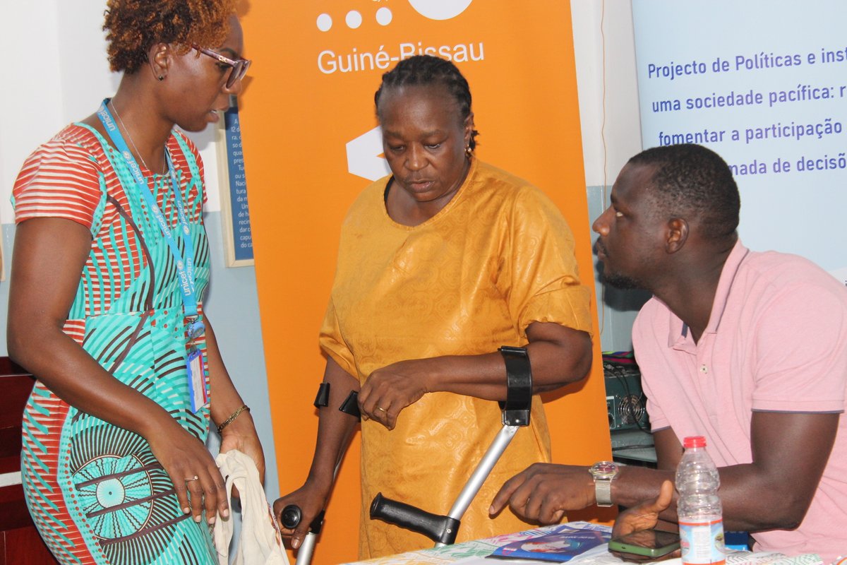 UNV W&C Africa (@unv_rowca) on Twitter photo Over 1 billion people globally live with some form of disability. Ana Turé, UN Volunteer at <a href="/BissauUndp/">UNDP Guinea-Bissau</a>, is working to ensure they are not left behind.
Through scholarships, training, and inclusive projects, Ana supports people to access better opportunities. Over 1 billion people globally live with some form of disability. Ana Turé, UN Volunteer at <a href="/BissauUndp/">UNDP Guinea-Bissau</a>, is working to ensure they are not left behind.
Through scholarships, training, and inclusive projects, Ana supports people to access better opportunities.