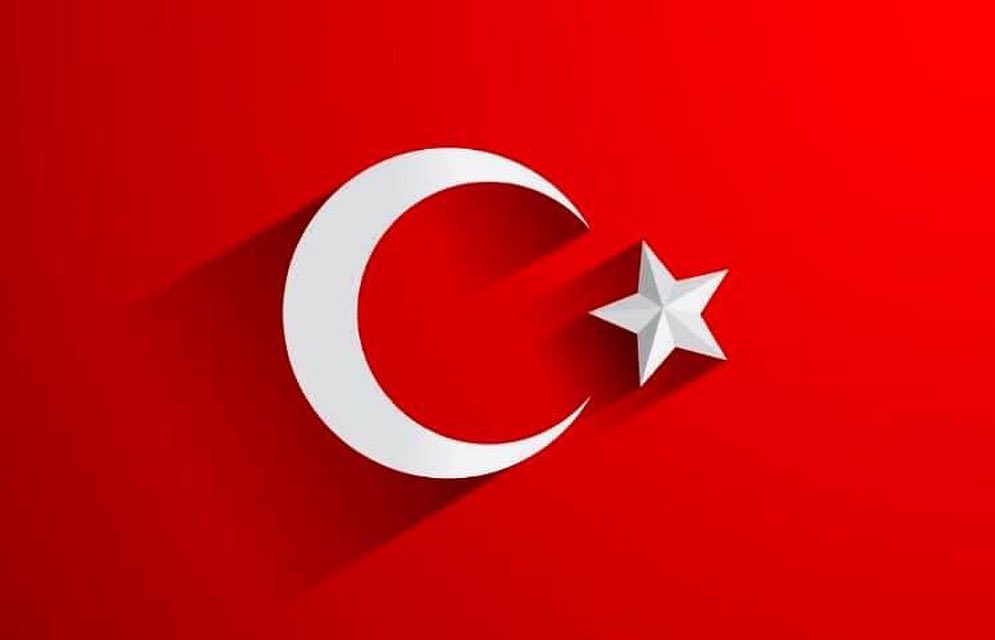 Pençe-Kilit Harekât bölgesinde, görev esnasında şehit düşen kahraman Mehmetçiklerimize Allah’tan rahmet, kederli ailelerine ve sevenlerine sabırlar diliyorum. Aziz milletimizin başı sağ olsun.