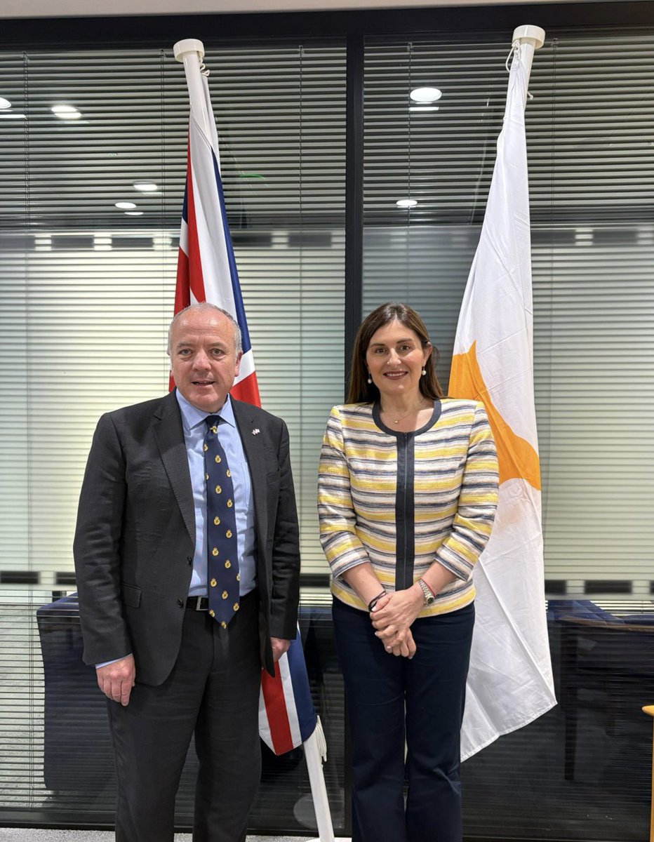 HadjimanoliM's tweet image. 📍London |
A very constructive and fruitful meeting with Mr. Mike Kane, Minister for Aviation, Maritime and Security, of UK, at the Department for Transport.
We focused on the strong maritime ties between Cyprus and the United Kingdom, our shared commitment to safe,…