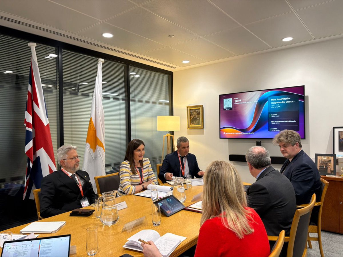 HadjimanoliM's tweet image. 📍London |
A very constructive and fruitful meeting with Mr. Mike Kane, Minister for Aviation, Maritime and Security, of UK, at the Department for Transport.
We focused on the strong maritime ties between Cyprus and the United Kingdom, our shared commitment to safe,…