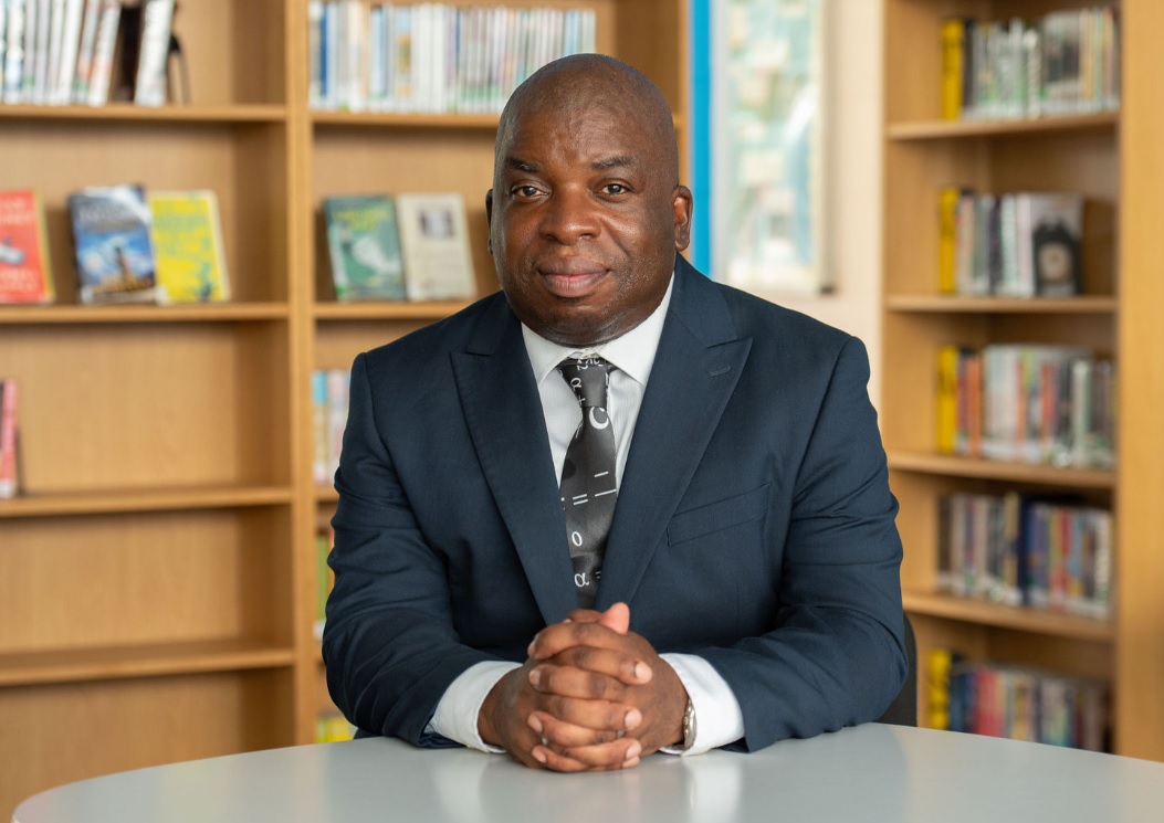 Professor Dr Nira Chamberlain OBE PhD HonDSc 🇯🇲 (@ch_nira) on Twitter photo Day 3 of Maths Tour. Looking forward to finally going to <a href="/kingsmathschool/">King's Maths School</a>. This has been a long time coming Day 3 of Maths Tour. Looking forward to finally going to <a href="/kingsmathschool/">King's Maths School</a>. This has been a long time coming