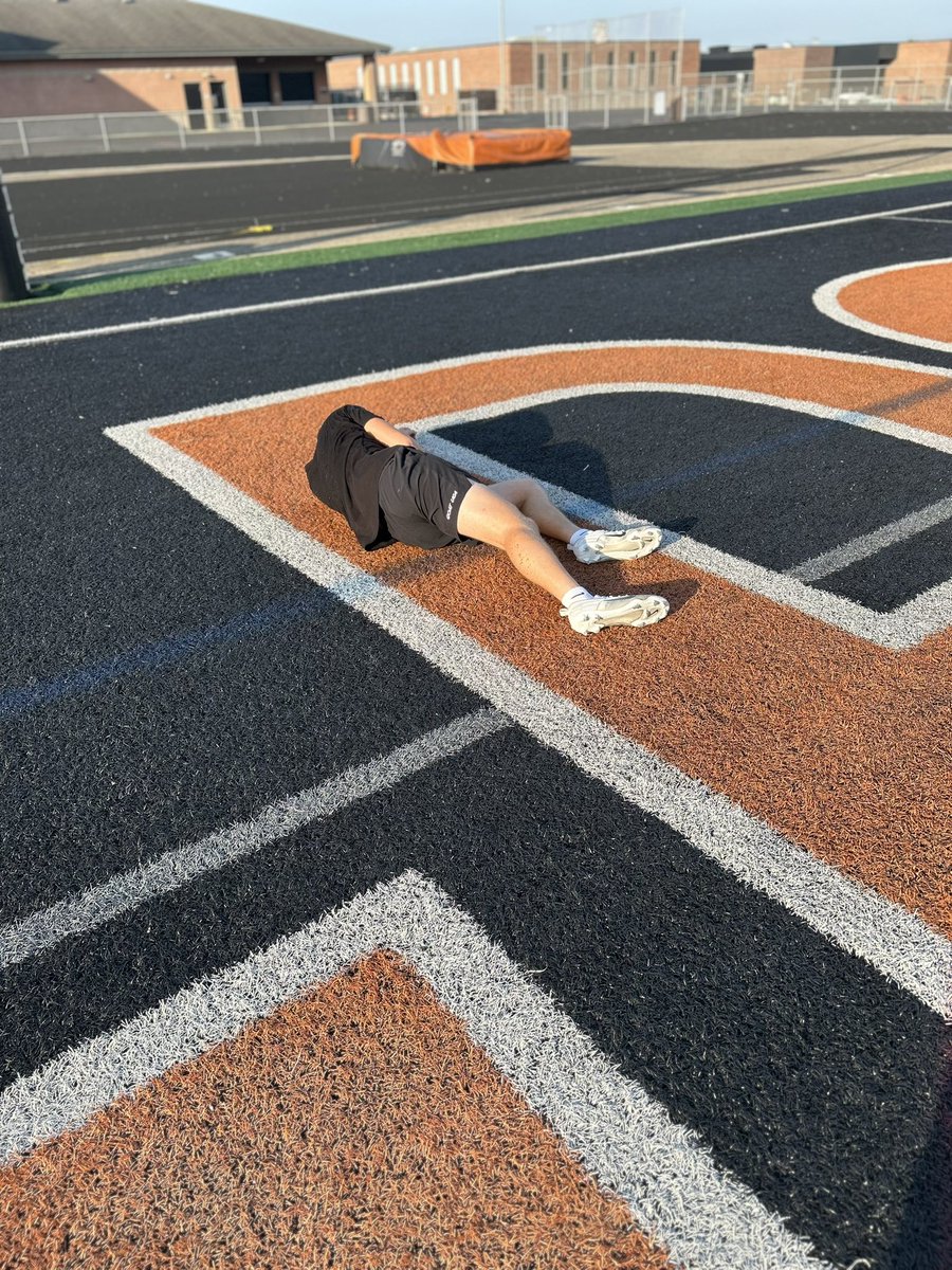 NeikoHenninge's tweet image. 6:30AM field work!🏃♂️…@Carlin_Isles is always pushing me during our sessions-left me sprawled on the turf, dreaming of a nap 😅 #NoDaysOff
@Hoban_lacrosse @SpidersRecruits @Spiders_LC @CLELaxNews_216 @Prep_Lacrosse @OhioBoysLax @Inside_Lacrosse @ILPreps @USClubLax @3dLacrosse…
