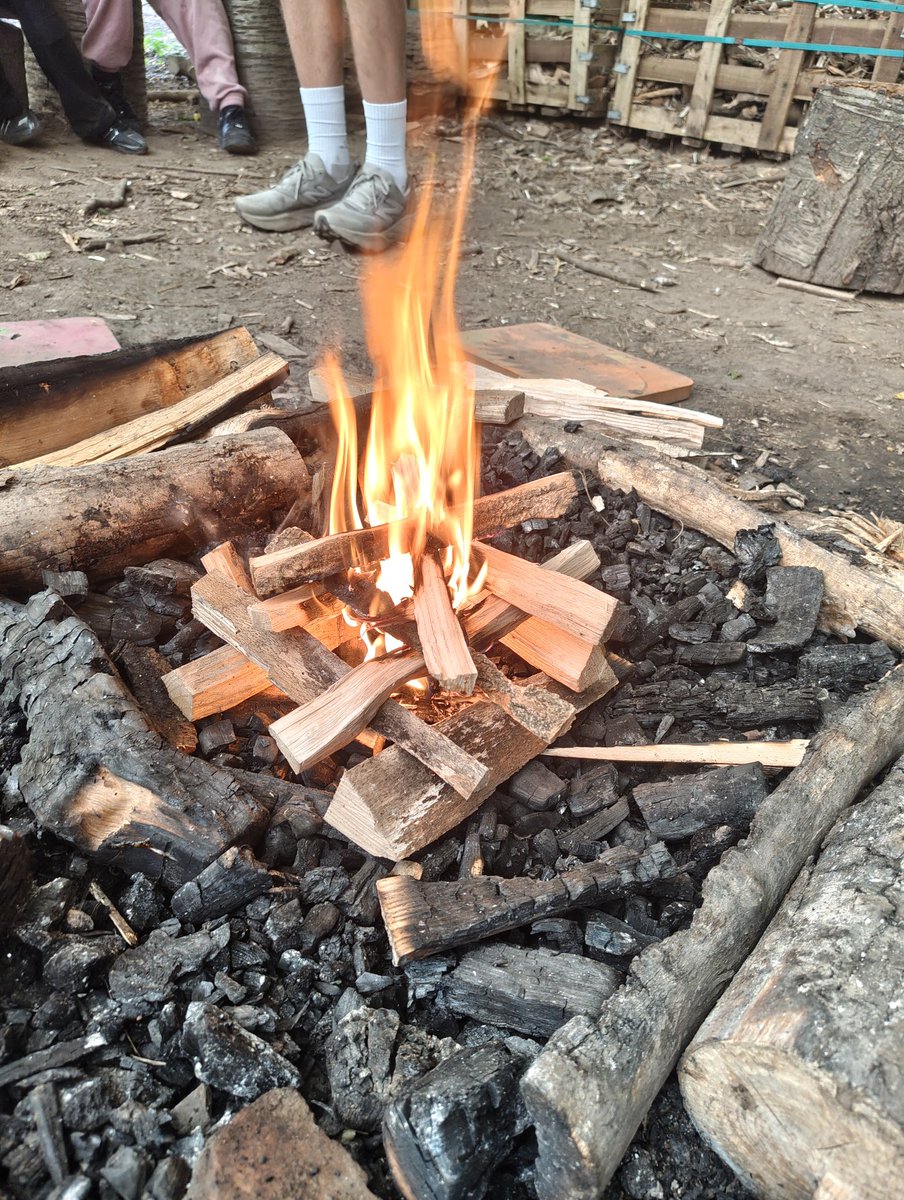 BeechesSchool's tweet photo. Sparks are flying at Rootd! 🔥 Pupils used fire steels to start their own fires—then celebrated with toasted marshmallows. Skill, patience, and a sweet reward! #RootdResidential #BushcraftSkills #MarshmallowMasters https://t.co/5OtdVtV8fl