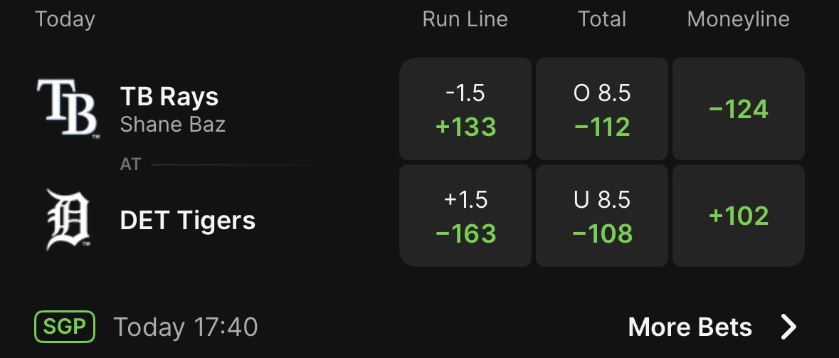 P 4 D🔥 tweet media