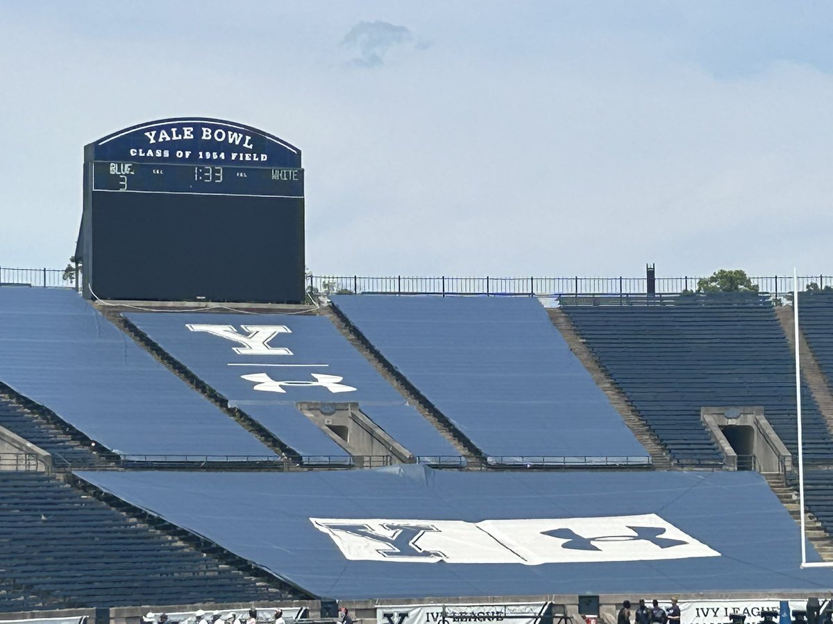 mattbodnar17's tweet image. Had an awesome time at Yale camp on Saturday. Thank You @CoachOstrowsky for taking the time to talk to me and teach me. Thank You @CoachRenoYale for hosting a great camp. @NDGP_FOOTBALL @CoachJayUConn