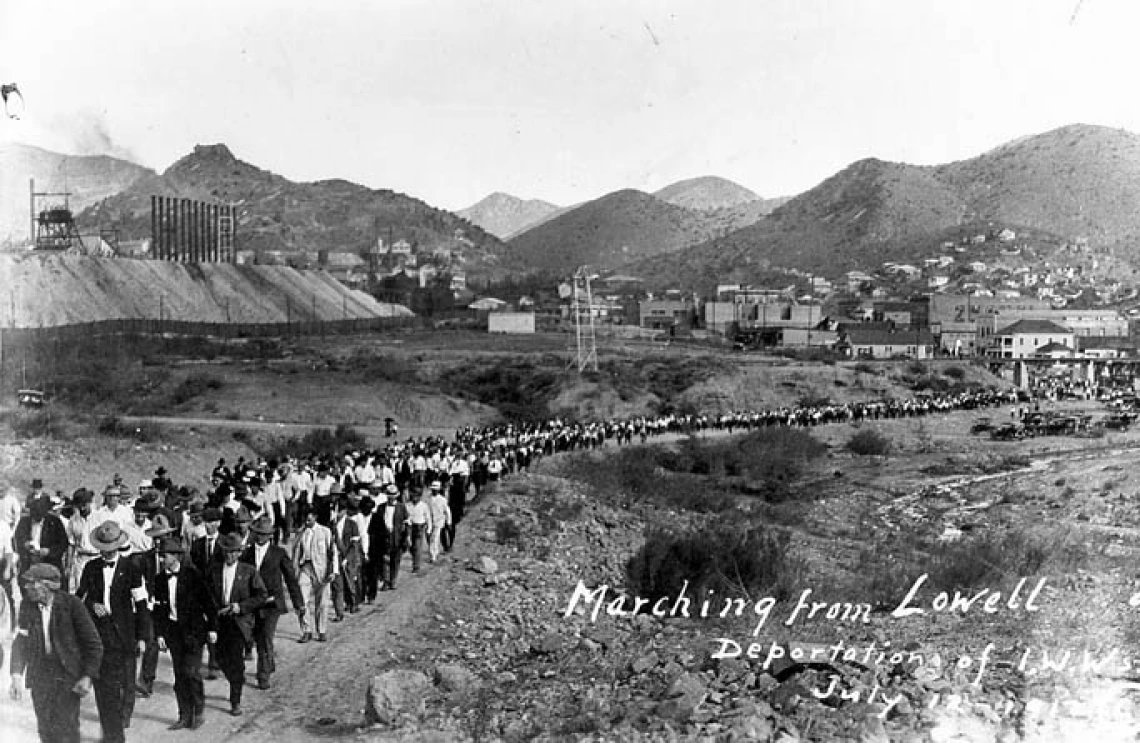 PRL_library's tweet image. No #Deportations! Entire #Labor movement is target of #governmentrepression, #ICE. Learn from #workingclasshistory: Striking #IWW miners deported, Bisbee, July 1917. #Unionbusting #Redscare #IWW