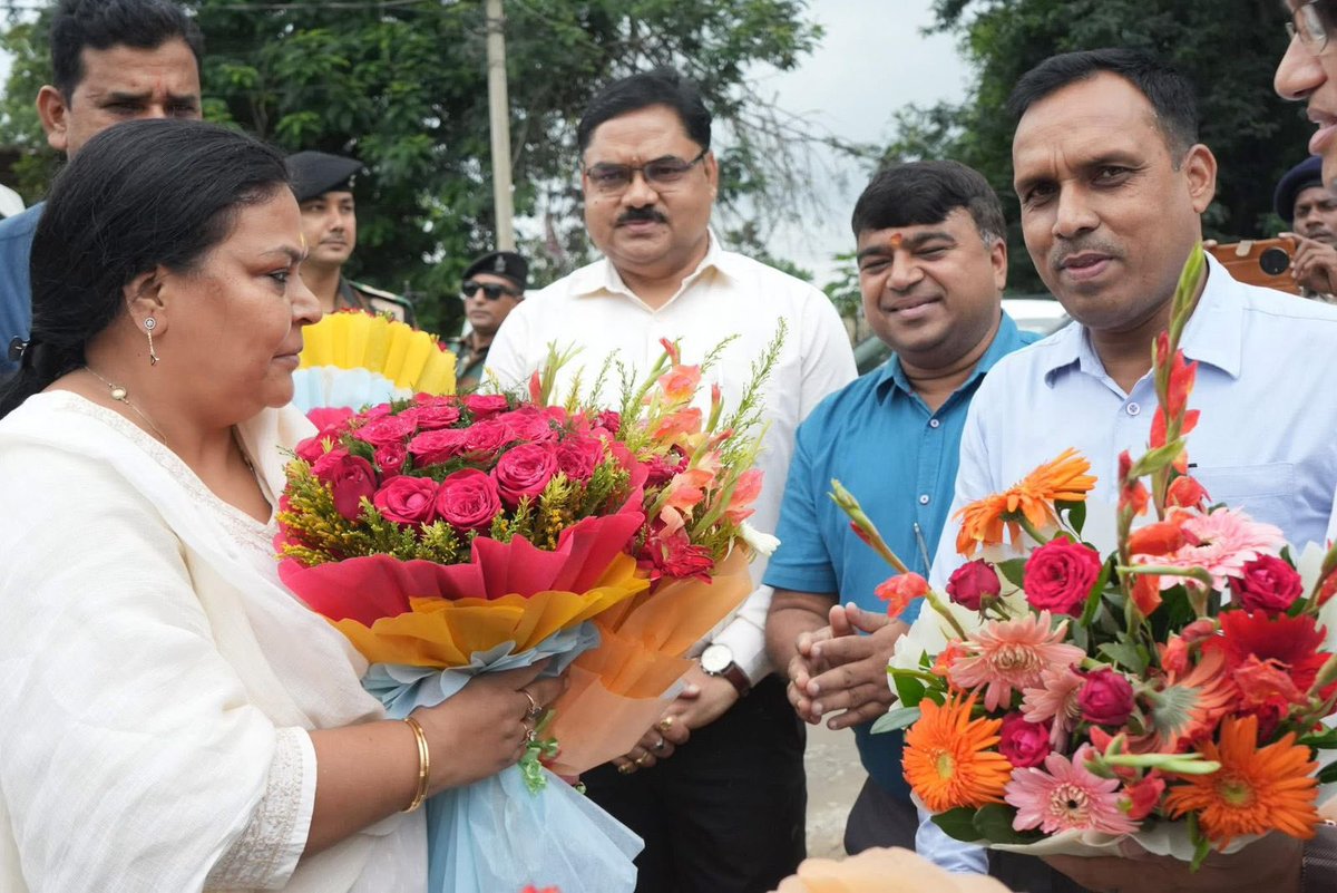 Hon’ble Minister <a href="/DipikaPS/">Dipika Pandey Singh</a> of Rural Development and Panchayati Raj visited Bedo Panchayat in #Ranchi and Nawadih Panchayat in #Gumla. The visit included a detailed view of the #DigitalPanchayat initiative, its implementation. #DigitalIndia <a href="/RSB_85/">Rajeshwari B 🇮🇳</a>