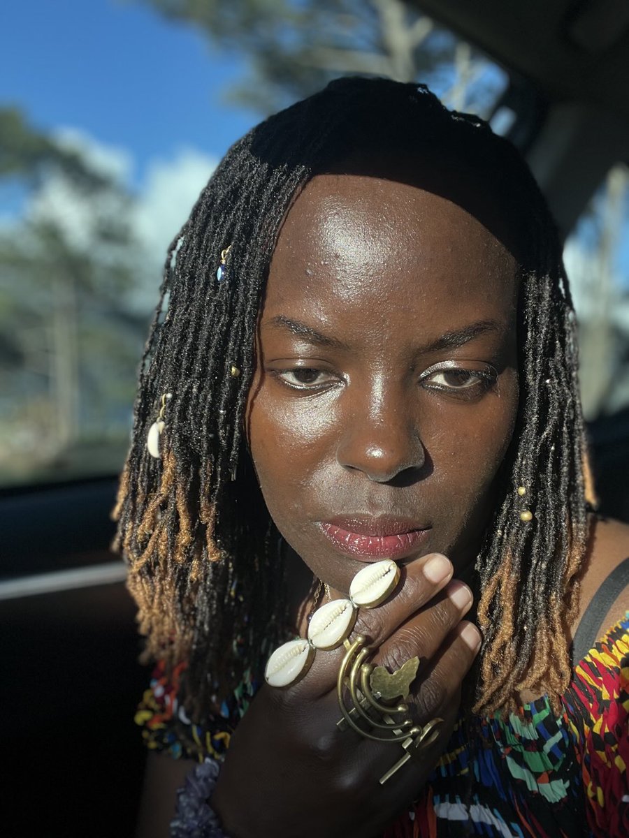 SomoinaKapeen's tweet image. The Eyes have it!