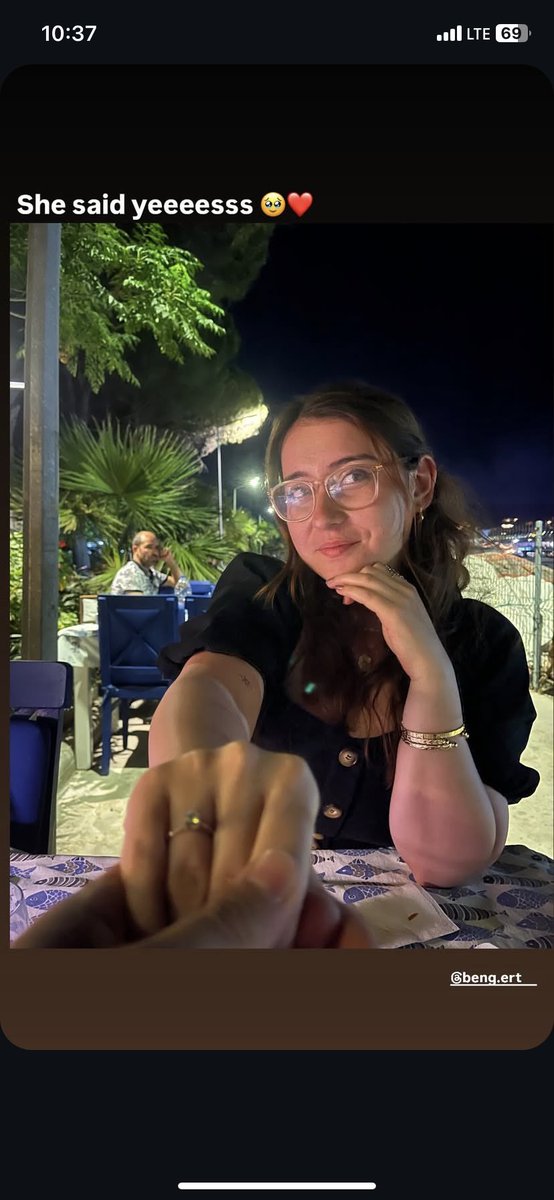 bngrts's tweet photo. Şey, arkadaşlar dünyamın en güzel insanına, yol arkadaşıma, sevgilime ve yakışıklıma I said “Yes!!!!” 🥳💖💖💖
04.07.2025 https://t.co/d1Bsm8KhV8