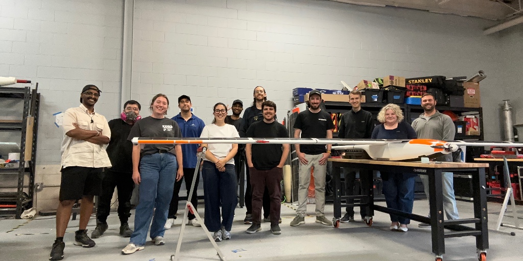 DAIR_Hub's tweet image. Recently we visited our DAIR Green Fund and Innovation Network #partner - @Superwake 🫎
We toured their facility in #NorthYork, the heart of their #operations for their solar-electric drones.
🍁 Congratulations on their recognition and progress: dairhub.com/initiatives/gr…