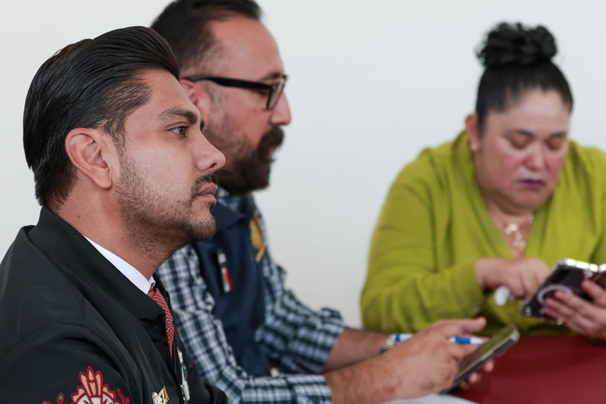 Iniciamos esta semana con nuestra Mesa de Coordinación para la Construcción de la #Paz, donde revisamos el trabajo de todas las instancias de #seguridad que trabajan de manera coordinada en el municipio. 

Seguiremos reforzando el trabajo en los diferentes puntos de mayor