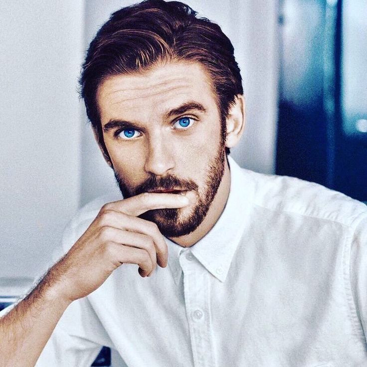 #MCM <a href="/TrueShot_Aura/">C↡int Bart⊕n</a>