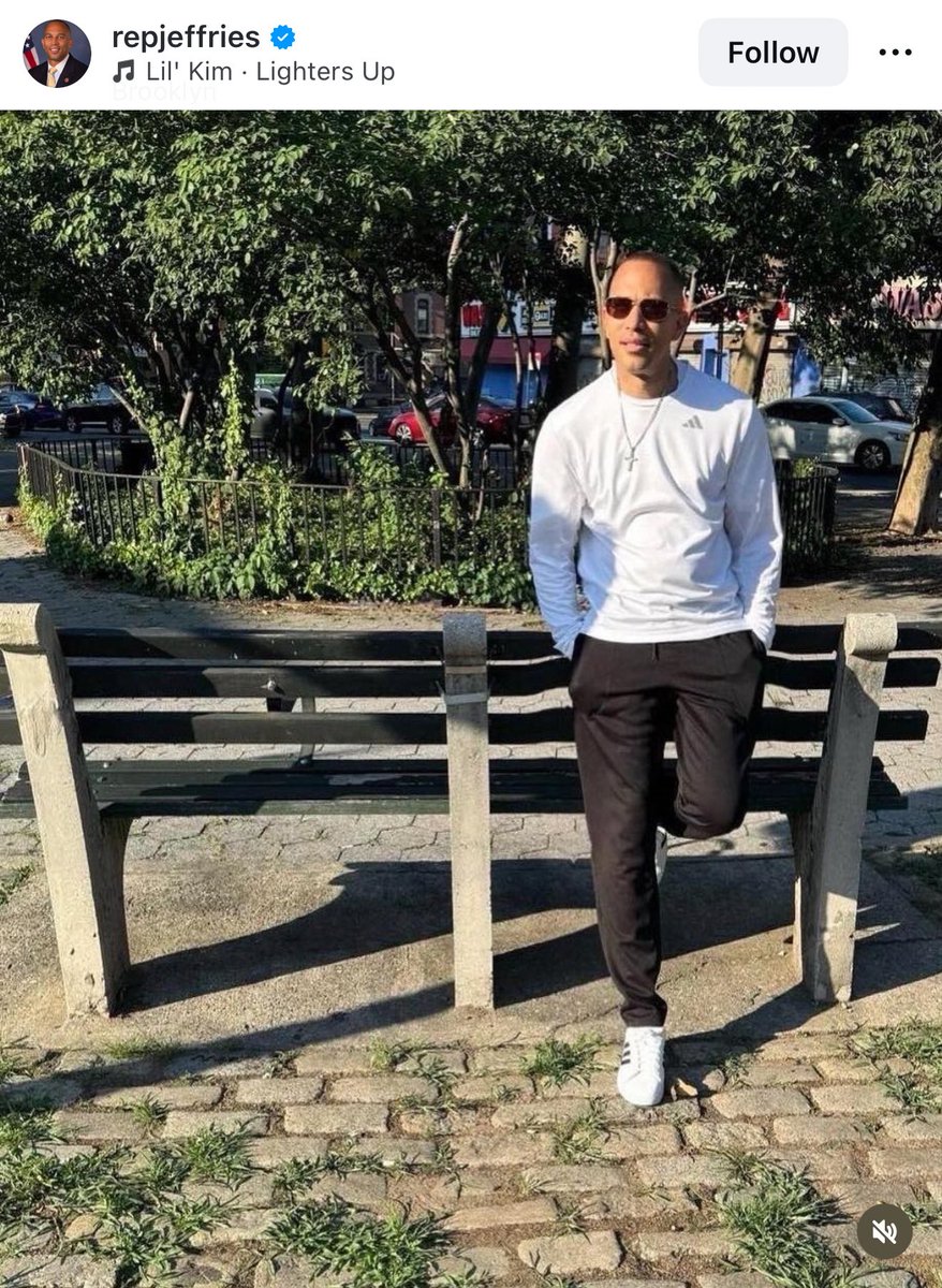Hakeem Jeffries slimming himself in Photoshop is the most transparency we’ve seen from Democrats in years