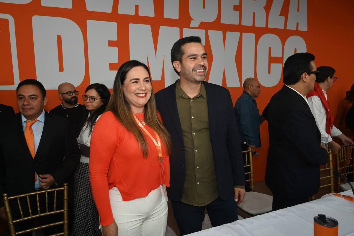 Movimiento Ciudadano Guerrero (@mov_gro) on Twitter photo #Guerrero estuvo bien representado por nuestros diputados Erika Luhrs Cortés <a href="/ErikaLuhrs11/">Erika Lührs</a> y Julián López Galeana <a href="/julianlopez_gal/">Julián López Galeana</a>, donde estuvo presente nuestro Coordinador Nacional de Enlace Político, Héctor Astudillo Flores <a href="/HectorAstudillo/">HectorAstudillo</a>.
#LaFuerzaNaranja #Guerrero estuvo bien representado por nuestros diputados Erika Luhrs Cortés <a href="/ErikaLuhrs11/">Erika Lührs</a> y Julián López Galeana <a href="/julianlopez_gal/">Julián López Galeana</a>, donde estuvo presente nuestro Coordinador Nacional de Enlace Político, Héctor Astudillo Flores <a href="/HectorAstudillo/">HectorAstudillo</a>.
#LaFuerzaNaranja