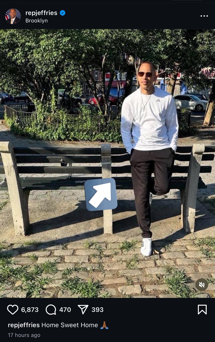 Caleb Hull (@calebjhull) on Twitter photo Why is <a href="/RepJeffries/">Hakeem Jeffries</a> warping his photos to make himself look skinnier on Instagram? Why is <a href="/RepJeffries/">Hakeem Jeffries</a> warping his photos to make himself look skinnier on Instagram?