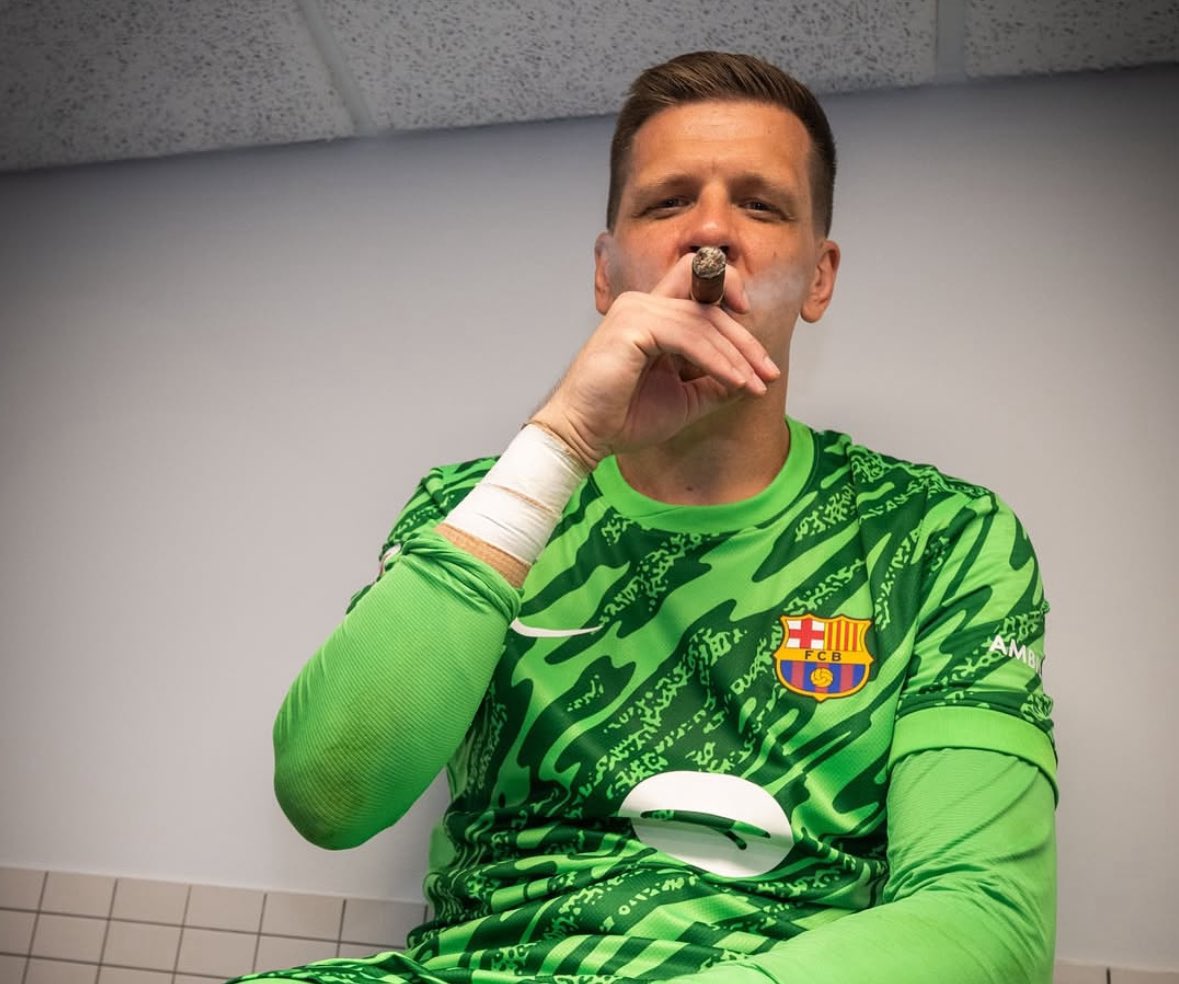 🚨🔵🔴 Official, confirmed. Wojciech Szczesny signs new deal at Barcelona until June 2027.

Never in doubt. 🇵🇱