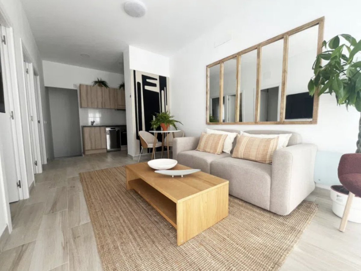 "Los motivos que provocan más revocaciones del código obligatorio para los alquileres turísticos" por <a href="/anapalarcos/">Ana P. Alarcos</a> en <a href="/idealista/">idealista</a>

idealista.com/news/inmobilia…

▪️Los registradores detectan tres: que la vivienda turística no cuente con la licencia pertinente, que no cuente con la