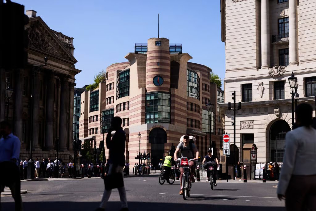Breakthrough's tweet image. An iconic building, reimagined. We&apos;re proud to support the retrofit of London’s One Poultry: bit.ly/4lkBDuo
