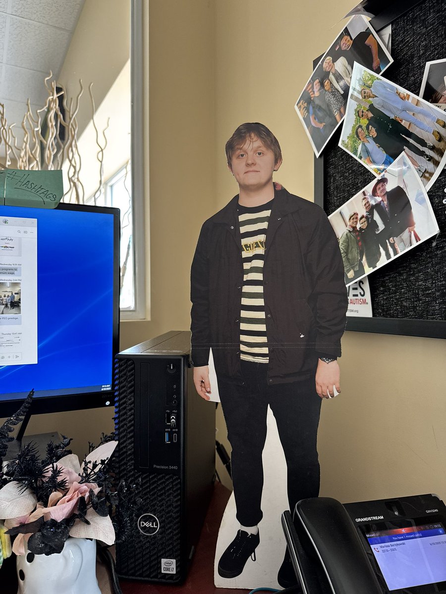 Kelli Fisher tweet media