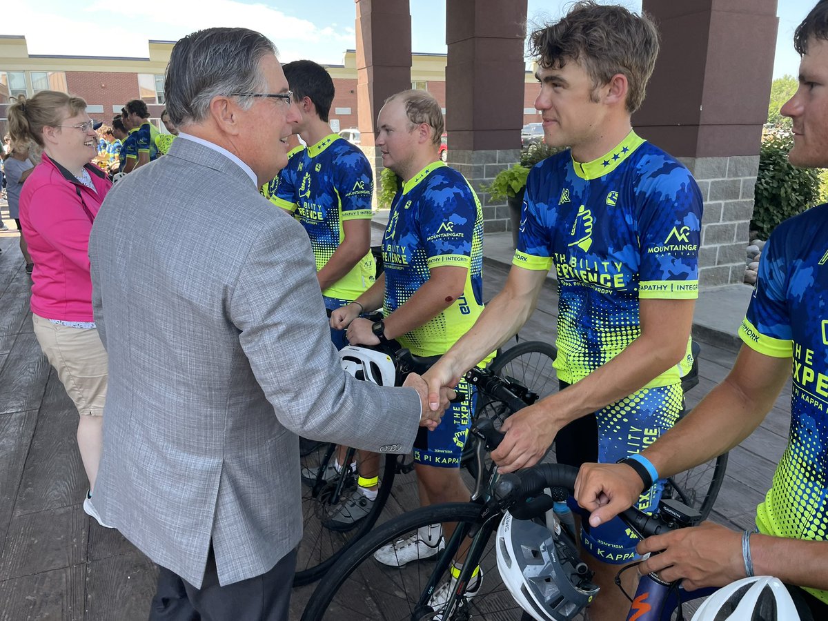 CityofGI's tweet image. Mayor Steele was proud to welcome about 50 riders on the 2025 Journey of Hope TransAmerica ride across the country!
The Arc of Central Nebraska greeted the riders as they rolled in to Boarders Inn & Suites this morning!